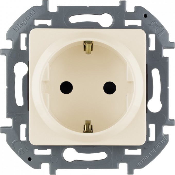 Розетка LEGRAND INSPIRIA 2К+З со шторками немецкий стандарт 16 А 250 В слоновая кость 673731 Розетка LEGRAND INSPIRIA 2К+З со шторками немецкий стандарт 16 А 250 В слоновая кость 673731